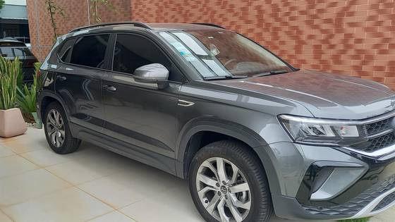 VOLKSWAGEN TAOS 1.4 250 TSI TOTAL FLEX COMFORTLINE AUTOMÁTICO